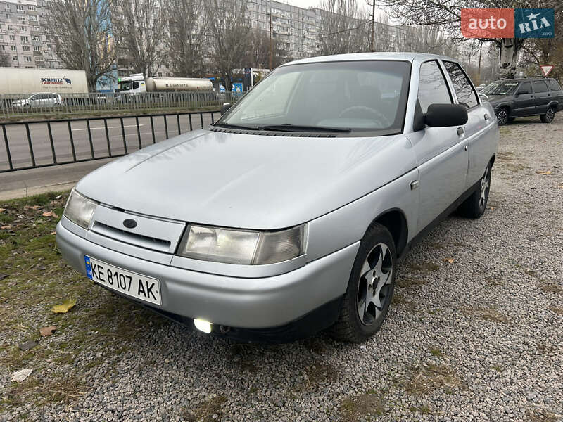 Седан ВАЗ / Lada 2110 2002 в Днепре