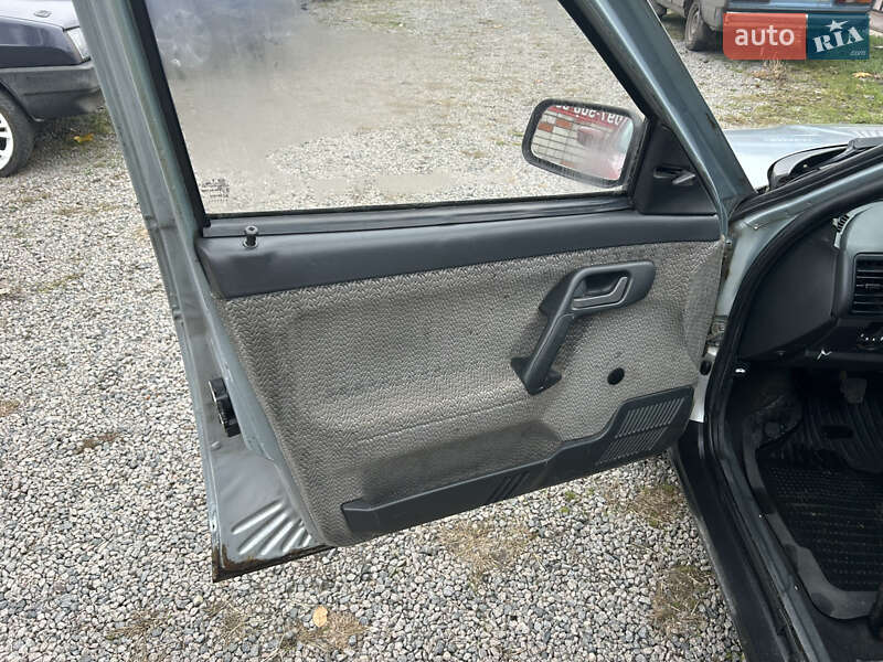 Седан ВАЗ / Lada 2110 2002 в Днепре