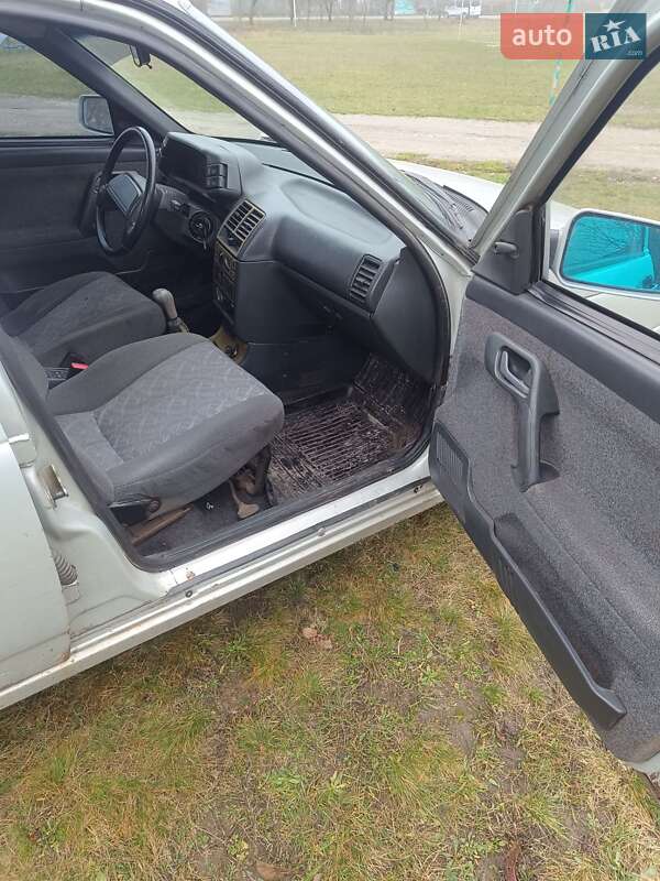 Седан ВАЗ / Lada 2110 2005 в Ромнах