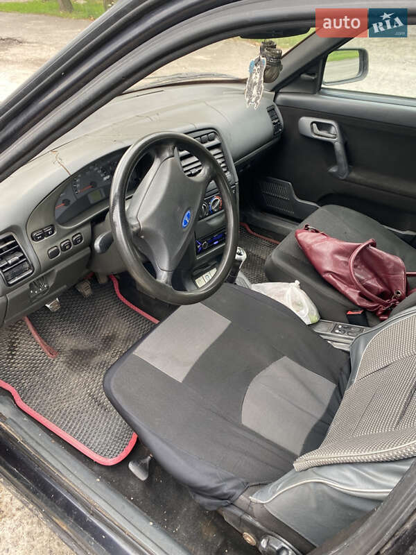 Седан ВАЗ / Lada 2110 2011 в Золотоноше