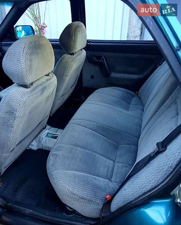 Седан ВАЗ / Lada 2110 2001 в Охтирці