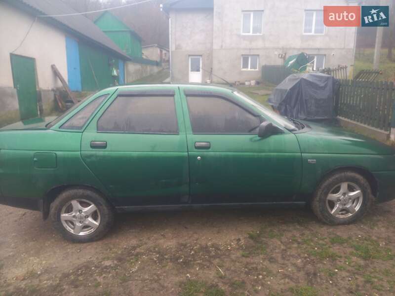 Седан ВАЗ / Lada 2110 2000 в Вишнівці