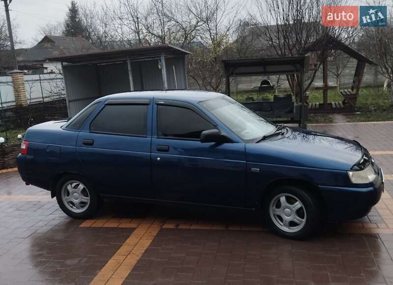 Седан ВАЗ / Lada 2110 2010 в Турбовом