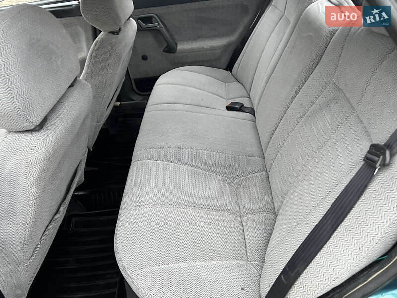 Седан ВАЗ / Lada 2110 2001 в Могилів-Подільському