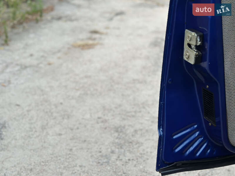 Седан ВАЗ / Lada 2110 2000 в Запорожье