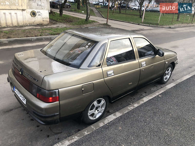 Седан ВАЗ / Lada 2110 2001 в Умани