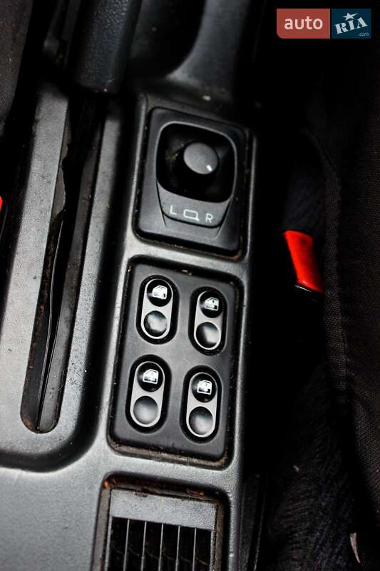 Седан ВАЗ / Lada 2110 2003 в Кременце фото 20 Седан ВАЗ / Lada 2110 2003 в Кременце