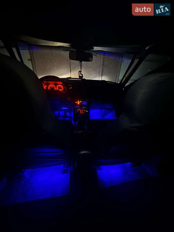 Седан ВАЗ / Lada 2110 2000 в Киеве