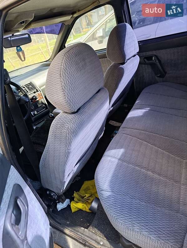 Седан ВАЗ / Lada 2110 2003 в Хусте