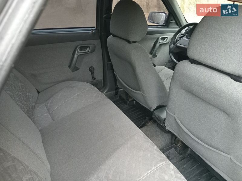 Седан ВАЗ / Lada 2110 2005 в Корюковке фото 5 Седан ВАЗ / Lada 2110 2005 в Корюковке