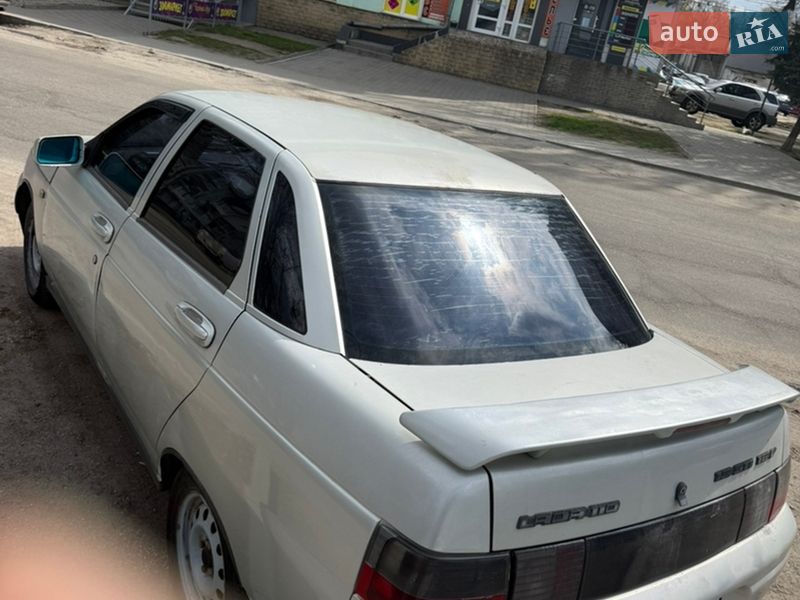 Седан ВАЗ / Lada 2110 2004 в Запорожье