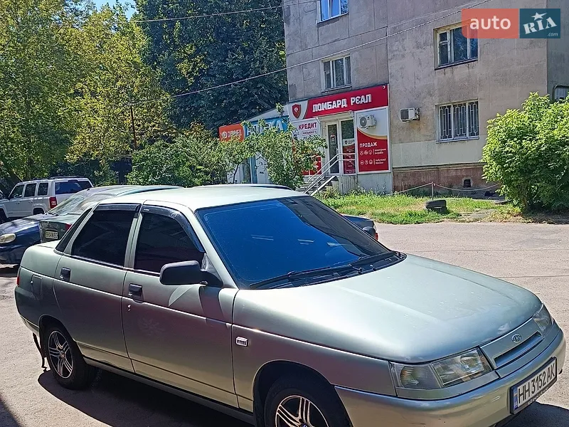 ВАЗ / Lada 2110