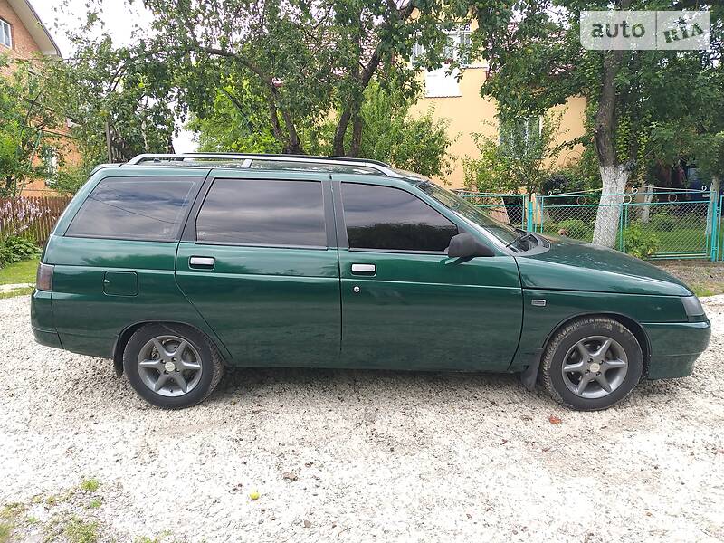 Универсал ВАЗ / Lada 2111 2002 в Монастыриске