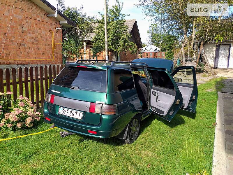 Универсал ВАЗ / Lada 2111 2002 в Монастыриске