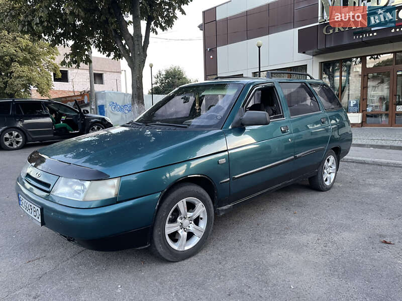 Універсал ВАЗ / Lada 2111 2001 в Первомайську