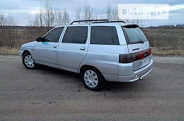 Универсал ВАЗ / Lada 2111 2002 в Путивле