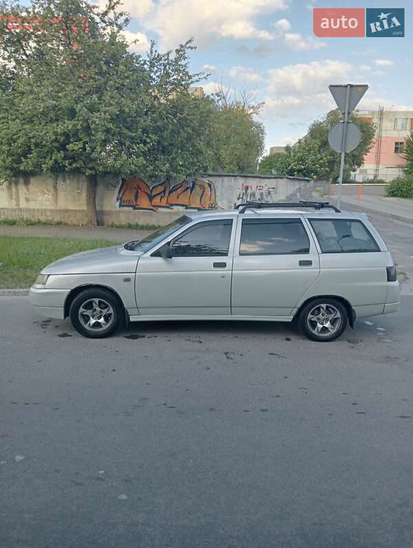 Универсал ВАЗ / Lada 2111 2004 в Львове