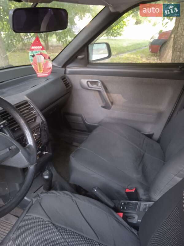 Универсал ВАЗ / Lada 2111 2005 в Кривом Роге фото 3 Универсал ВАЗ / Lada 2111 2005 в Кривом Роге