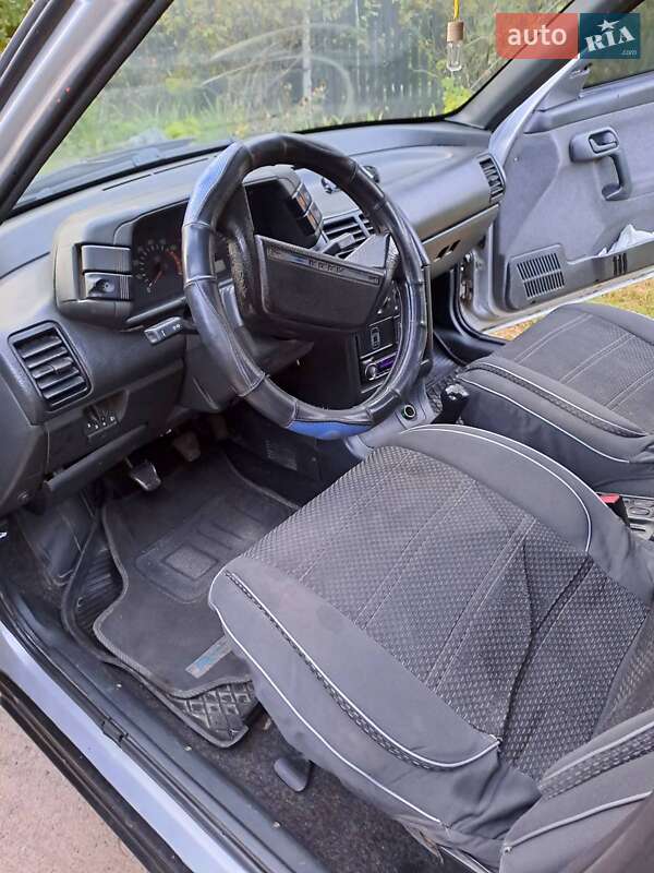 Универсал ВАЗ / Lada 2111 2006 в Корсуне-Шевченковском