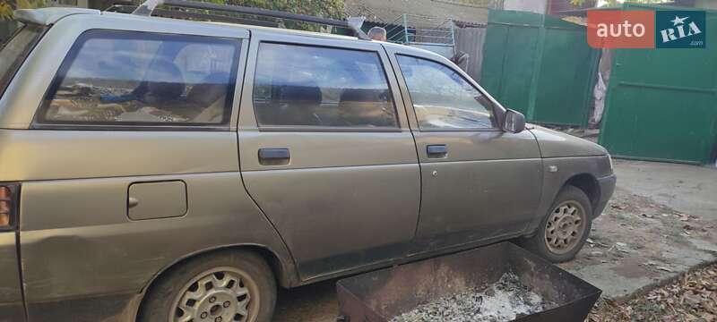 Универсал ВАЗ / Lada 2111 2001 в Сарате