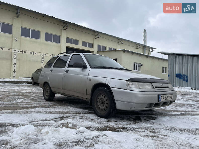 ВАЗ / Lada 2111 2004