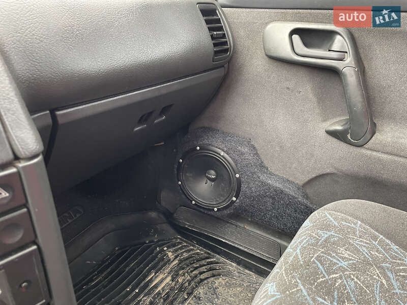 Универсал ВАЗ / Lada 2111 2004 в Харькове фото 17 Универсал ВАЗ / Lada 2111 2004 в Харькове