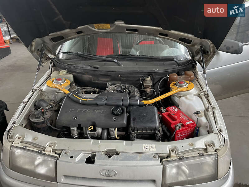 Универсал ВАЗ / Lada 2111 2004 в Харькове фото 19 Универсал ВАЗ / Lada 2111 2004 в Харькове