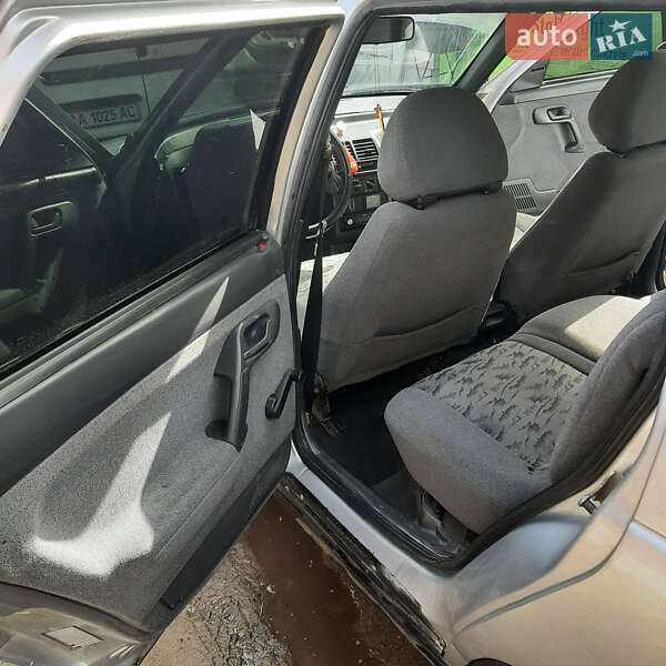 Универсал ВАЗ / Lada 2111 2006 в Переяславе