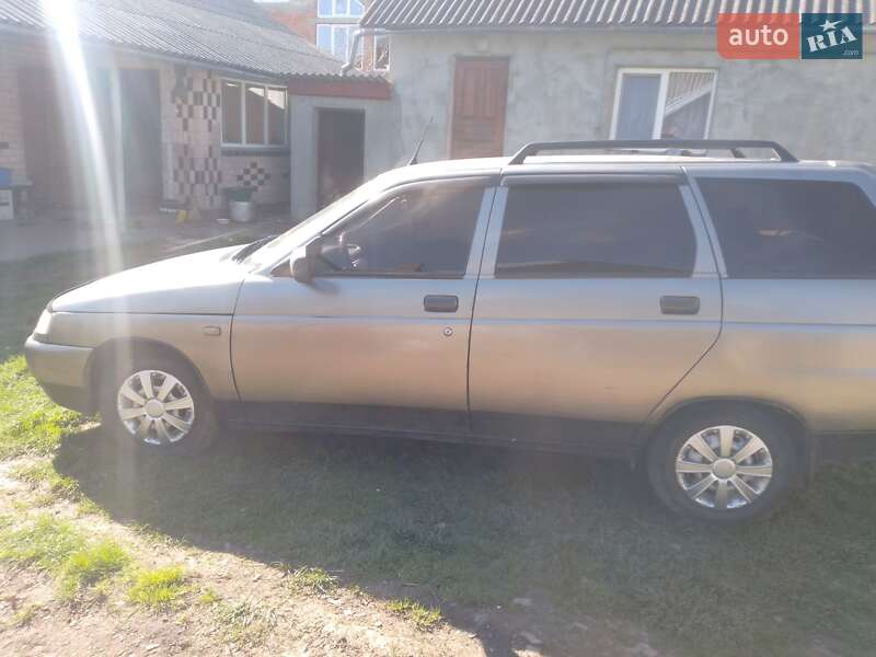 Универсал ВАЗ / Lada 2111 2000 в Бучаче