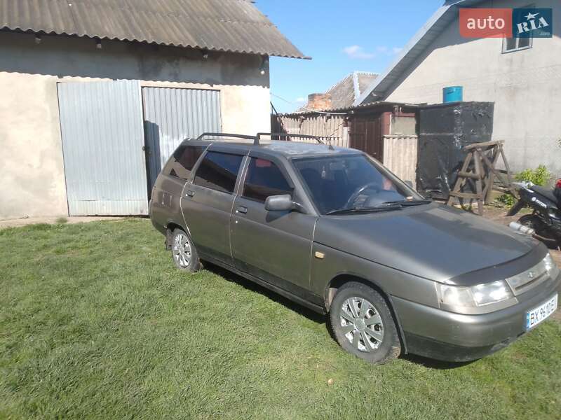 ВАЗ / Lada 2111 2000