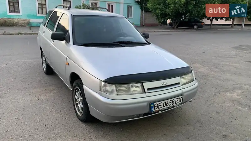 ВАЗ / Lada 2111