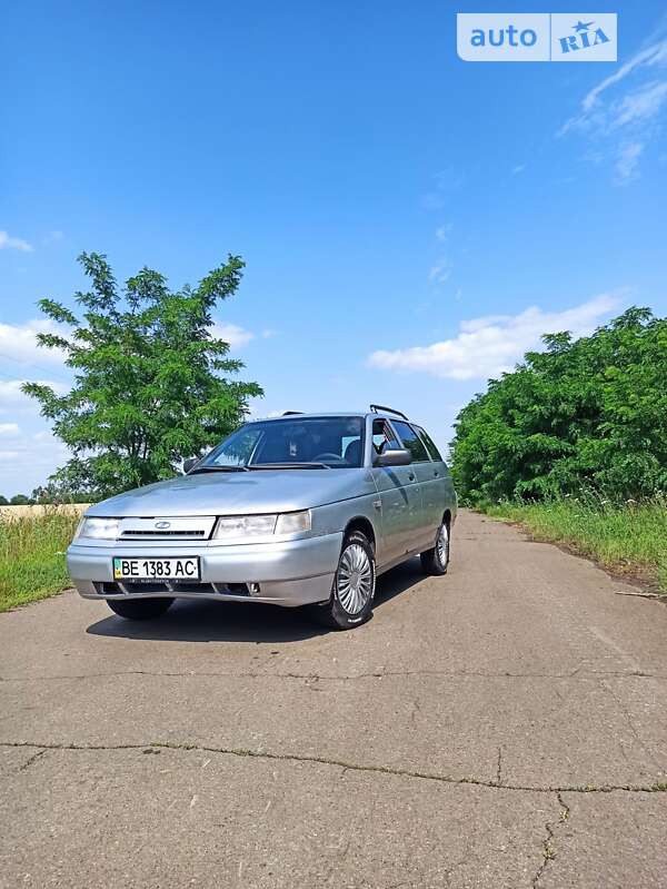 Универсал ВАЗ / Lada 2111 2005 в Врадиевке