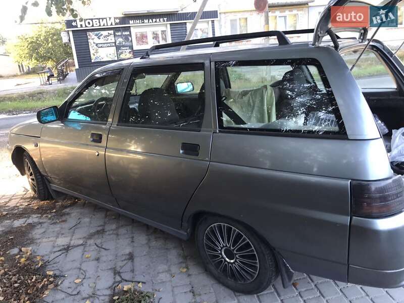 Универсал ВАЗ / Lada 2111 2005 в Звягеле
