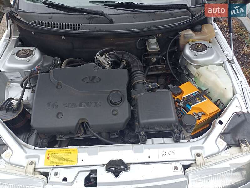 Универсал ВАЗ / Lada 2111 2010 в Изюме фото 12 Универсал ВАЗ / Lada 2111 2010 в Изюме