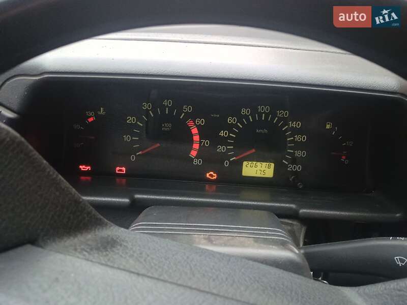 Универсал ВАЗ / Lada 2111 2003 в Львове фото 13 Универсал ВАЗ / Lada 2111 2003 в Львове