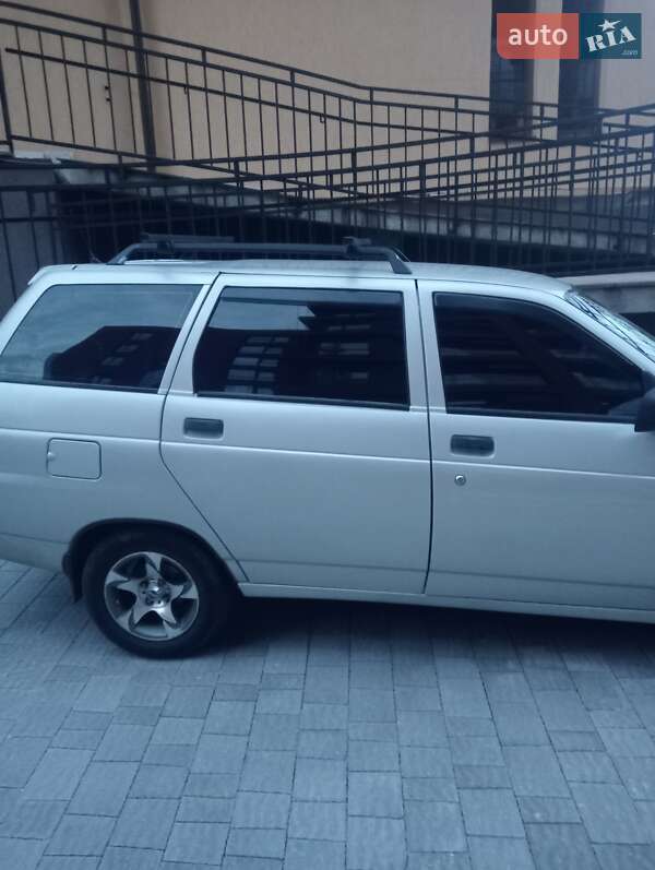 Универсал ВАЗ / Lada 2111 2004 в Львове