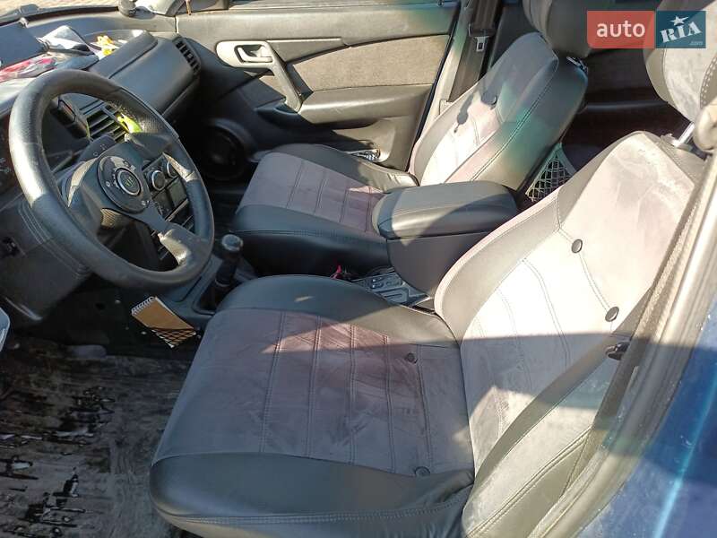 Универсал ВАЗ / Lada 2111 2004 в Терновке