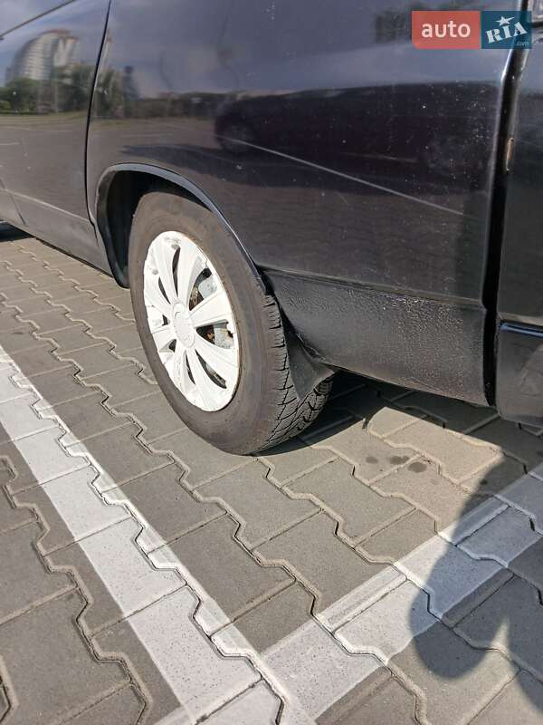 Универсал ВАЗ / Lada 2111 2004 в Киеве