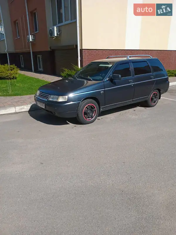 ВАЗ / Lada 2111