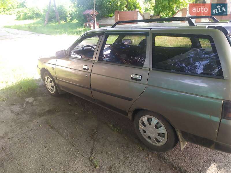 Универсал ВАЗ / Lada 2111 2002 в Новой Водолаге