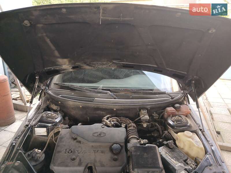 Универсал ВАЗ / Lada 2111 2010 в Дергачах