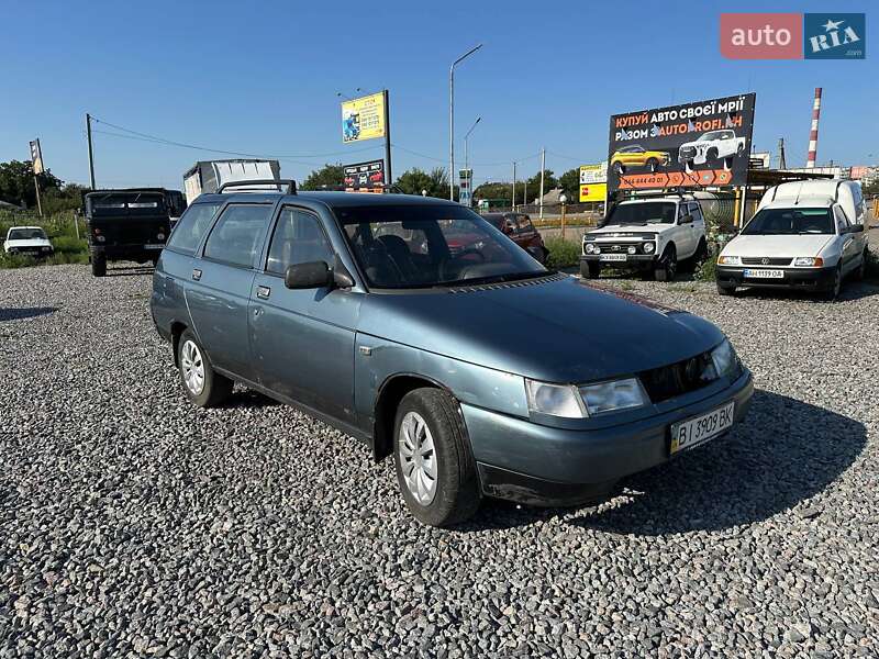 ВАЗ / Lada 2111 2000