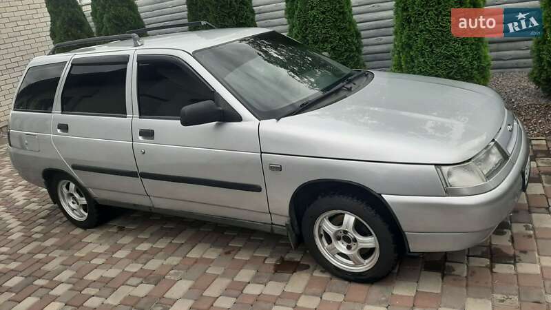 ВАЗ / Lada 2111 2005