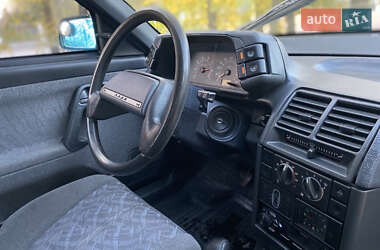 Універсал ВАЗ 2111 2002 в 