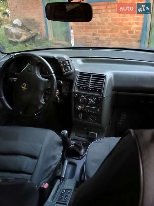 Универсал ВАЗ / Lada 2111 2007 в Опошне фото 3 Универсал ВАЗ / Lada 2111 2007 в Опошне