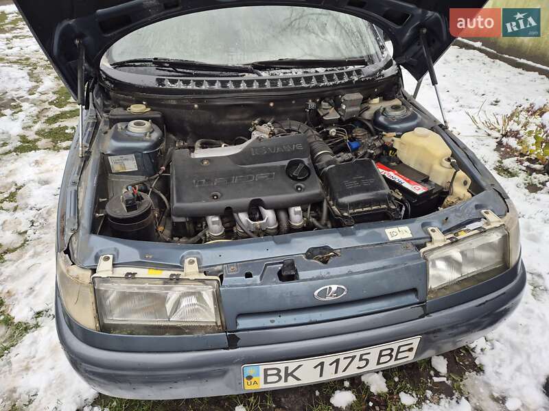 Универсал ВАЗ / Lada 2111 2000 в Радивилове