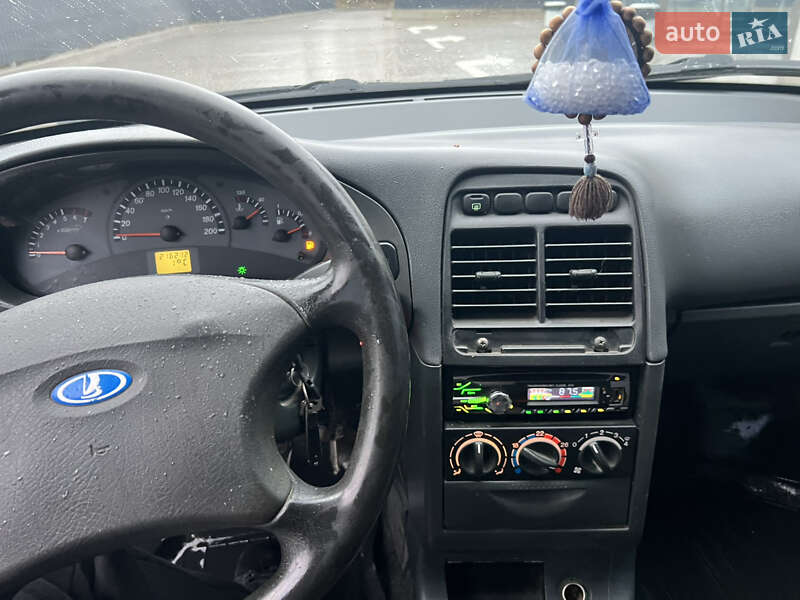 Универсал ВАЗ / Lada 2111 2008 в Житомире