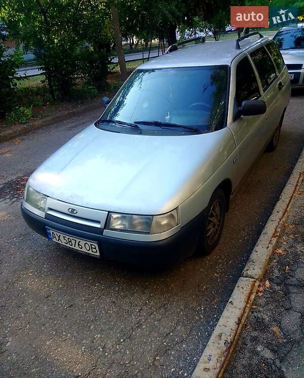 ВАЗ / Lada 2111 2006