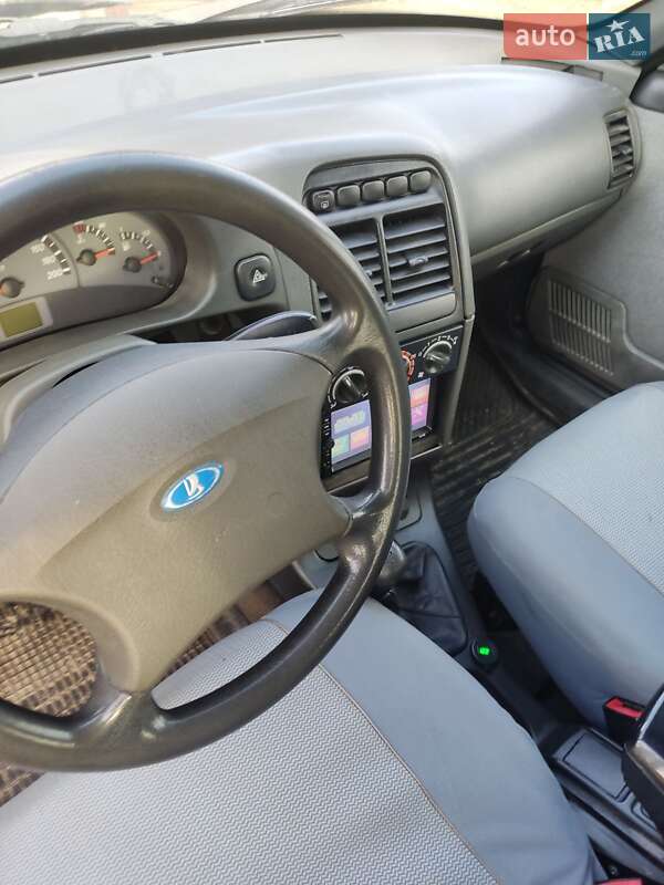 Универсал ВАЗ / Lada 2111 2010 в Львове