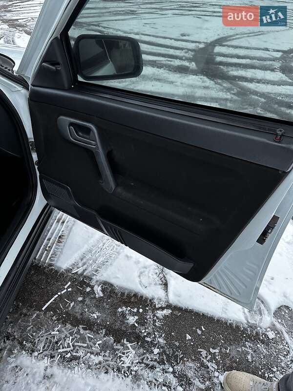 Универсал ВАЗ / Lada 2111 2011 в Апостолово фото 17 Универсал ВАЗ / Lada 2111 2011 в Апостолово